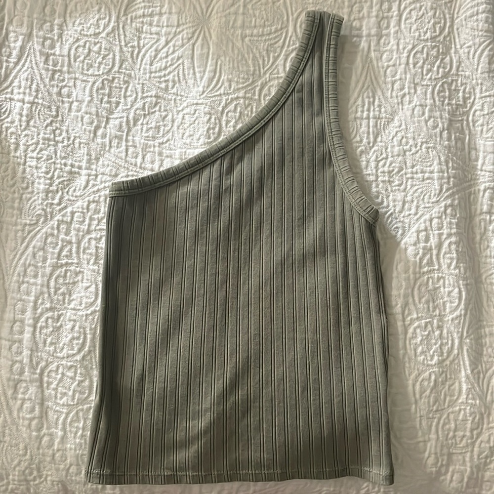 One-shoulder Tank